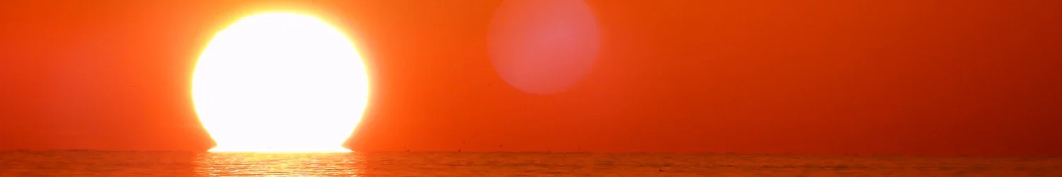 Una puesta de sol Una puesta de sol